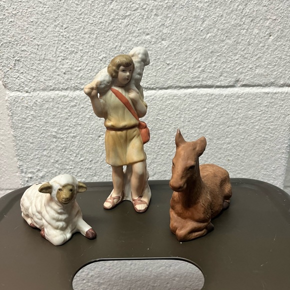 Other - Ceramic Shepherd and Animals Figurine Set- Nativity scene